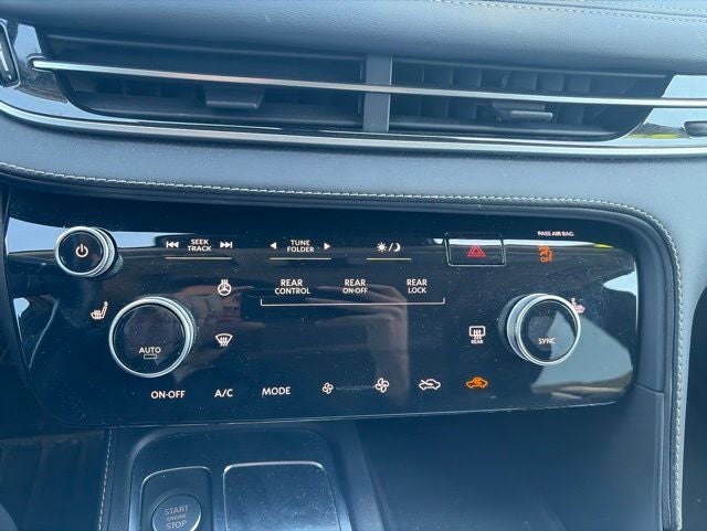 2023 INFINITI QX60 PURE