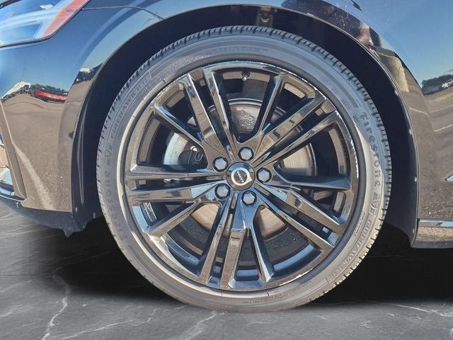 2023 Volvo S60 B5 Plus Black Edition