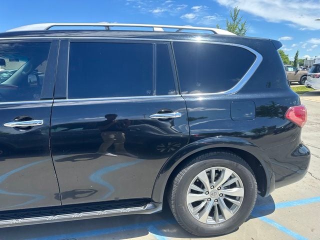 2016 INFINITI QX80 Base