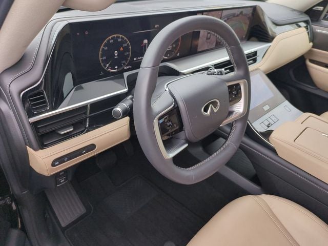 2025 INFINITI QX80 PURE
