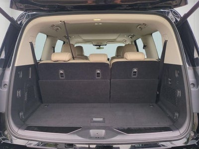 2025 INFINITI QX80 PURE