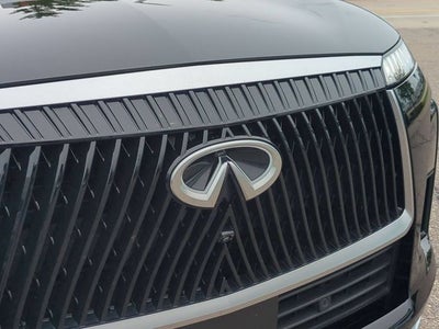 2025 INFINITI QX80 PURE