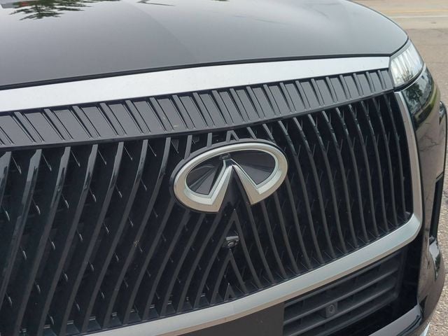 2025 INFINITI QX80 PURE