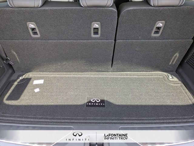 2026 INFINITI QX80 LUXE
