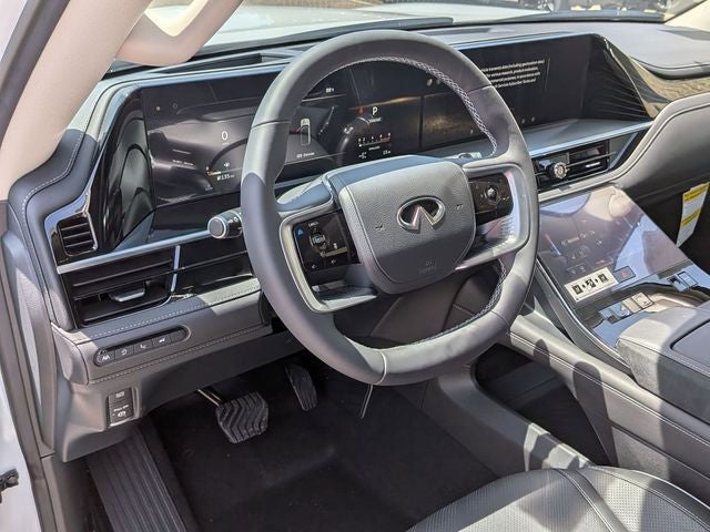2026 INFINITI QX80 LUXE