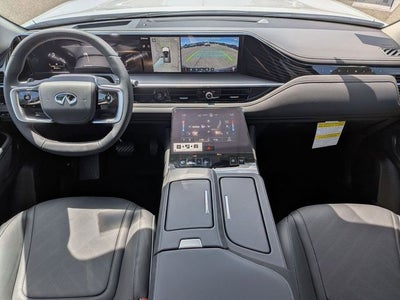 2026 INFINITI QX80 LUXE