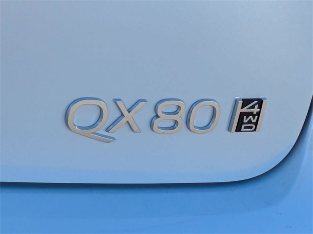 2026 INFINITI QX80 LUXE