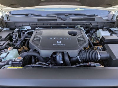 2026 INFINITI QX80 LUXE