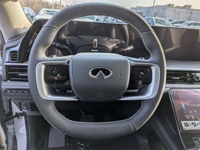 2026 INFINITI QX80 LUXE