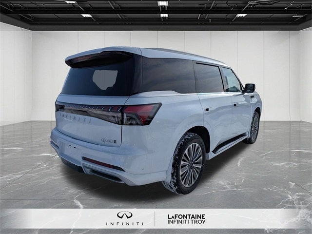 2026 INFINITI QX80 LUXE