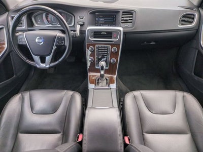 2015 Volvo V60 T5 Platinum