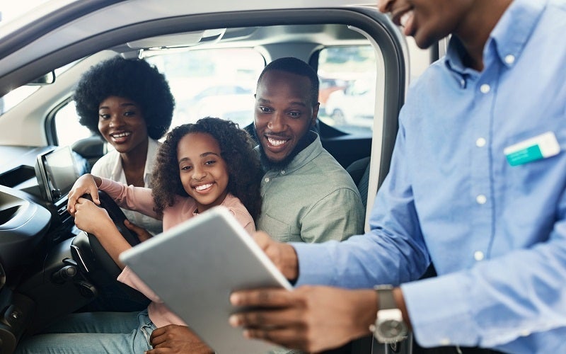 Specs and Available Features on The INFINITI QX80